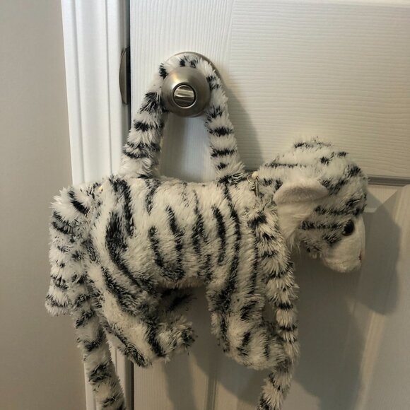 RARE BJ Toys Snow Leopard Purse Shoulder & Hand Straps Zippered Pocket 4" Deep - Picture 7 of 11